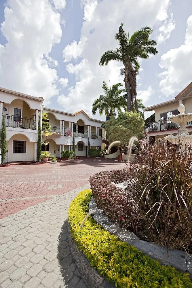 ***  The Chancellor Hotel Port of Spain Trinidad och Tobago